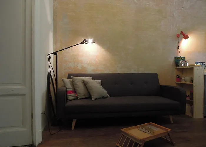 Apartament V12 Design