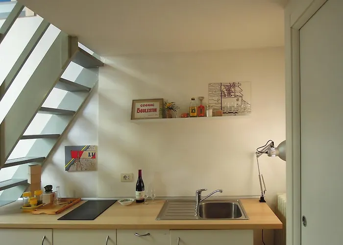 V12 Design * Mediolan