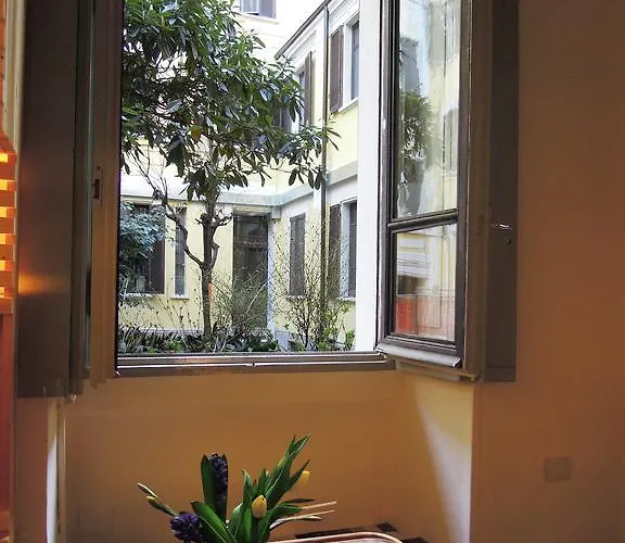 V12 Design Apartament