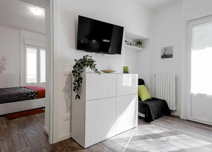 Stayeasy Filzi11 - 3 Bedrooms, 2 Baths - Station 公寓 米兰