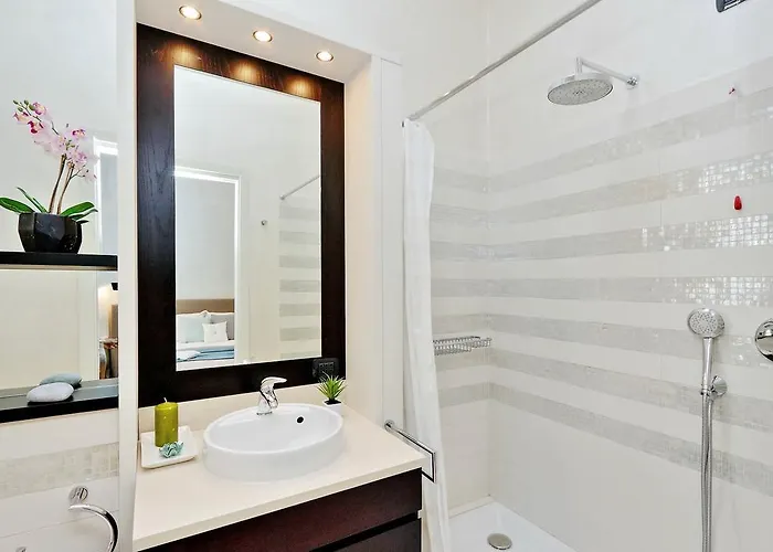 Joivy Fabulous 1-bedroom Flat With Terrace Next To Park شقة *