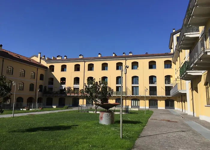 Luxy Close Navigli * Milano