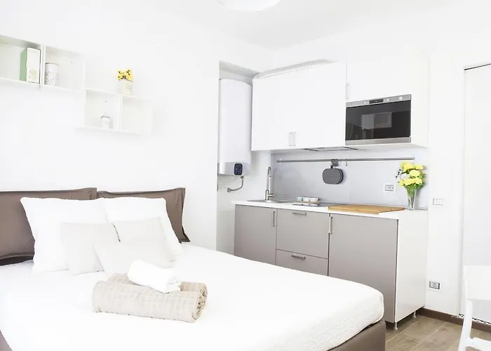 Alessia's Flat - Sarpi Lägenhet Milano