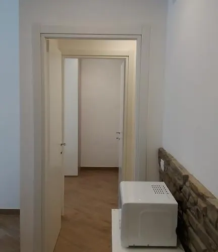 Livings Lazzaroni Milão