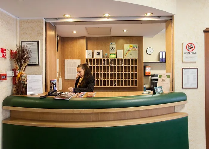 Desenzano Aparthotel Milán