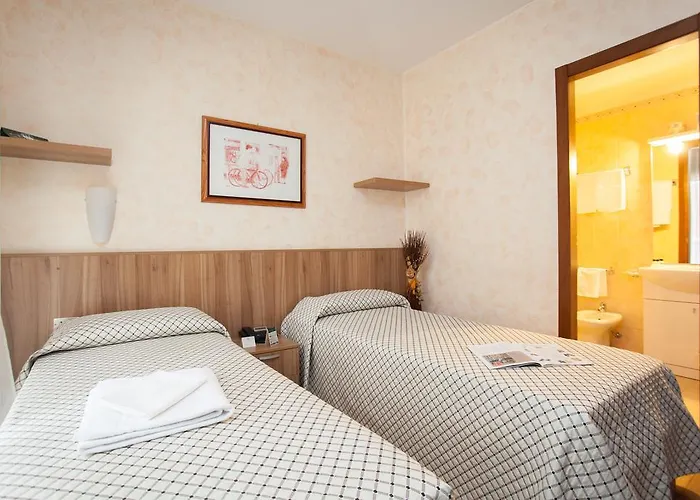 Desenzano 3*