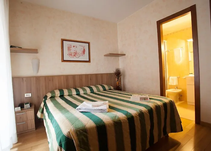 Desenzano Милан