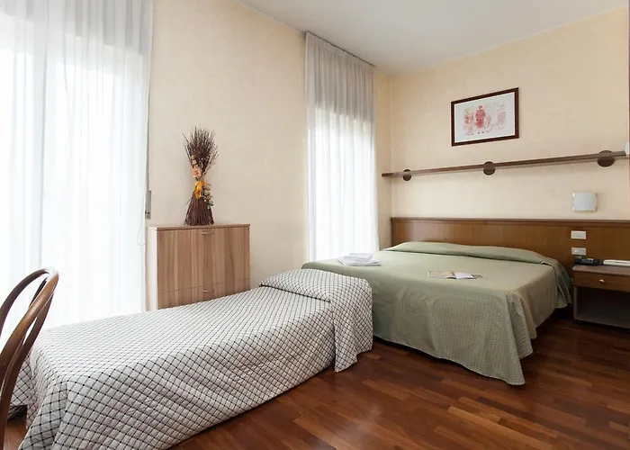 Desenzano 3*