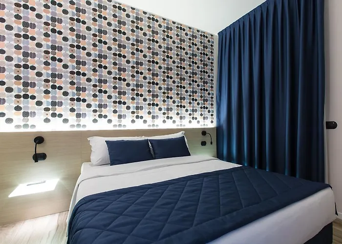 Isola Apartahotel 4*