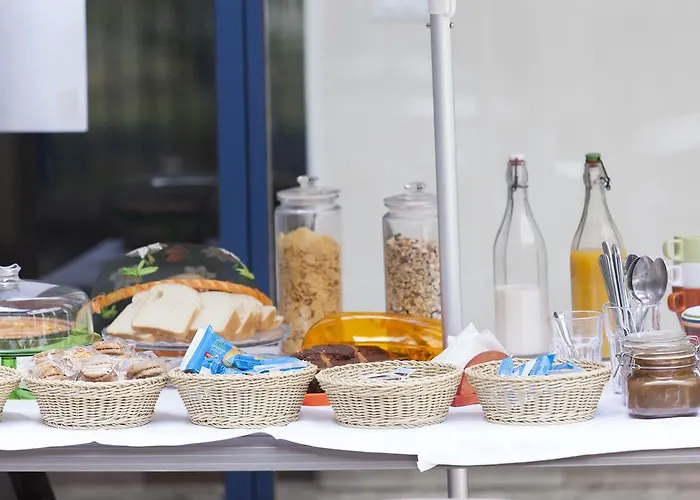 호스텔 오스텔로린다 *