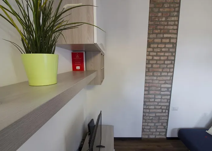 Italianway Easy - Ciaia 6 * 밀라노