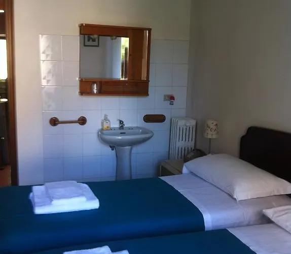 Gambara Hotel *
