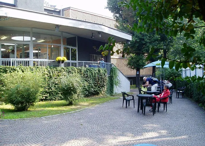 Hostel Aig Piero Rotta *