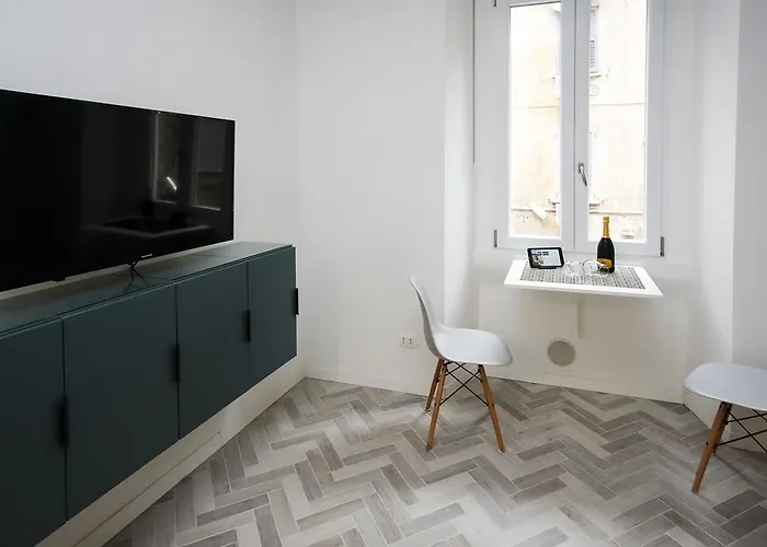 布里尼42博科尼度假屋 公寓 *