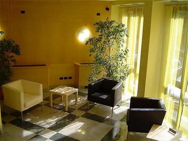 Scala Nord Отель Милан