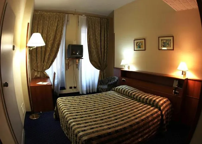 Garibaldi Palace 3* Milan