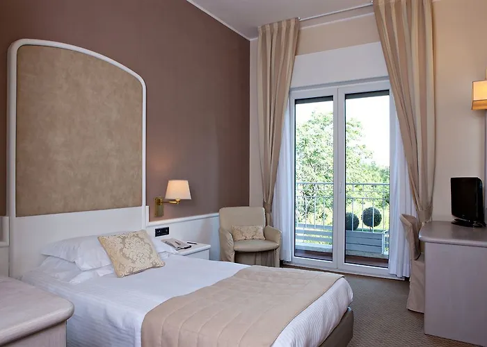 Manin Otel 4*