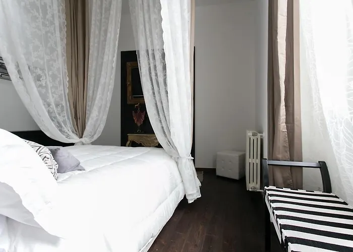 Hotel apartamentowy Dei Mercanti Mediolan