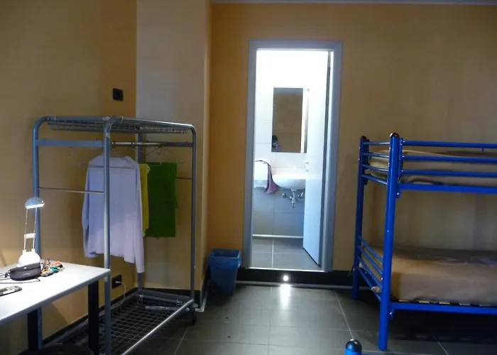 Hostel Aig Piero Rotta Milán