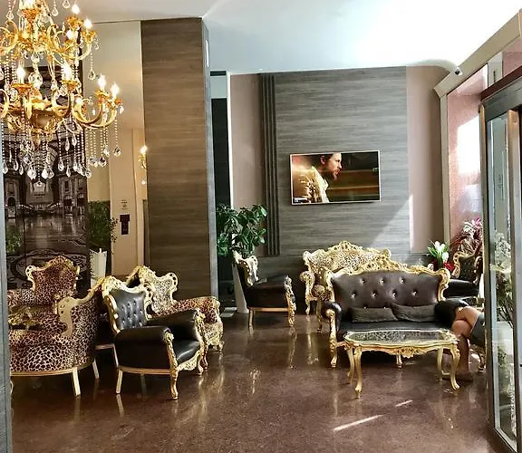 Canova 3*