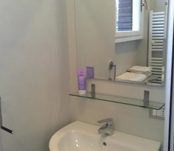 アパート Buonarroti Life Roof Garden Mita ミラノ