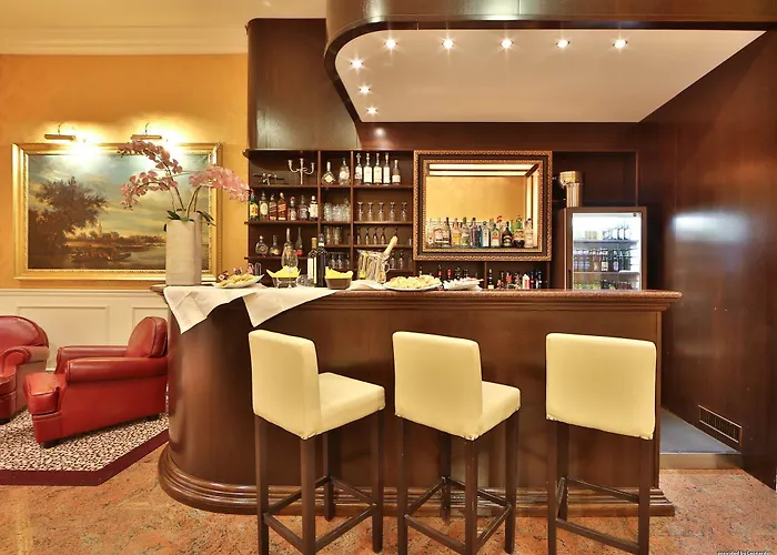 Отель Worldhotel Casati 18 Милан