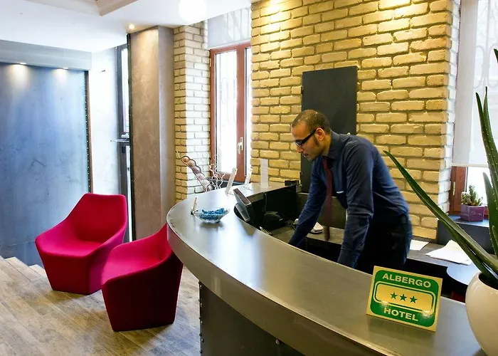 San Francisco Hotell 3*