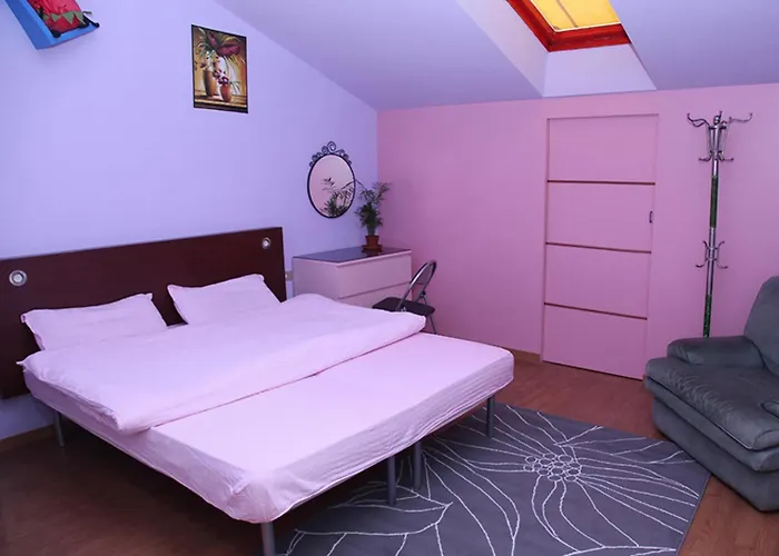 Lovely House * ميلان