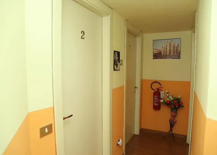 Konukevi Lovely House Milano