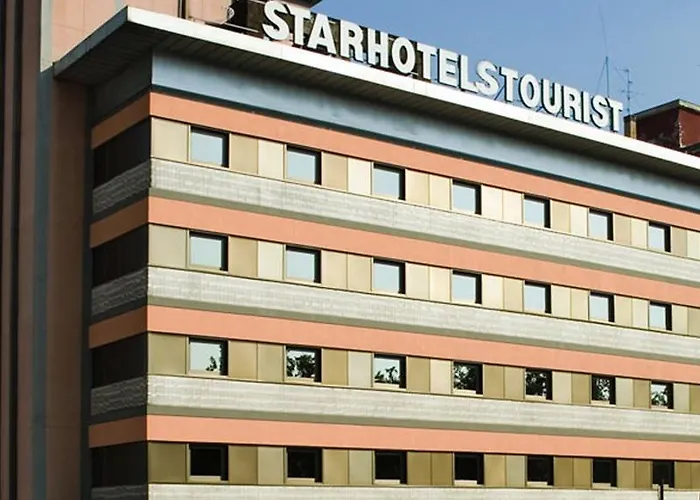Starhotels Tourist מלון 4*