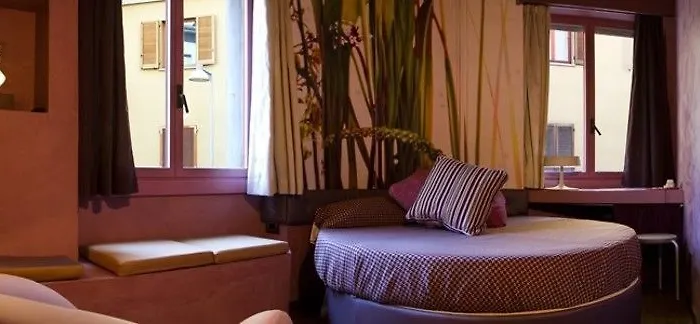 Hotel Mentana, By R Collection