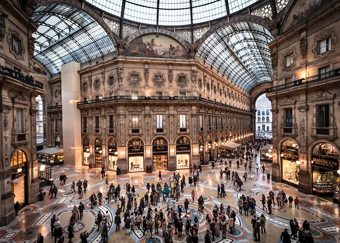 The Square Duomo - Preferred & 4* Milánó