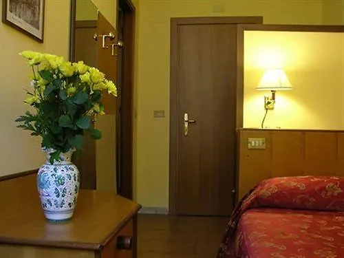 Vecchia Hotel Milano