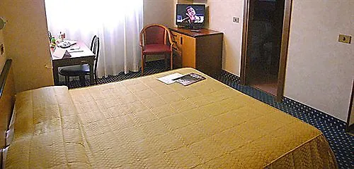 아파트호텔 Lepontina 3*