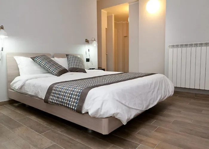 Meneghino Lägenhetshotell 4*