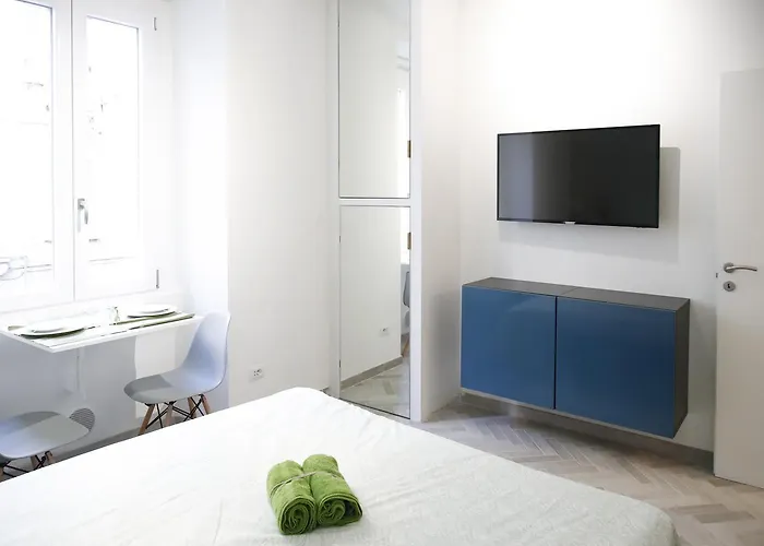 布里尼42博科尼度假屋 * 米兰