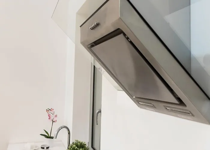 Konukevi Monte Amiata Milano