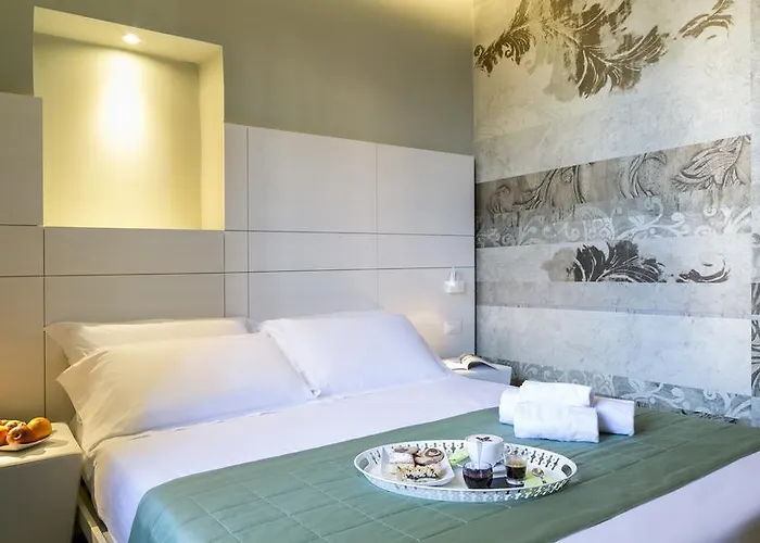 Navigliotel 19 - & 4*