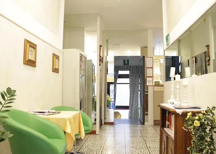 Del Sud Hotel *