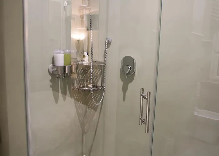 Porta Venezia Centro מלון