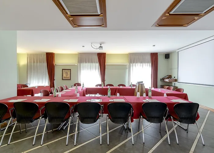 Sunflower Szálloda 4*