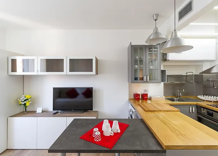 Alessia's Flat - Sarpi 2