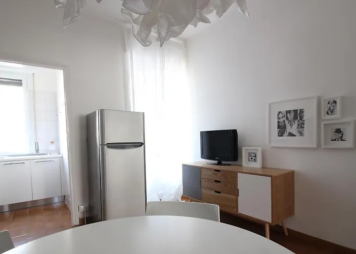 Italianway Easy - Piacenza 9 公寓 米兰