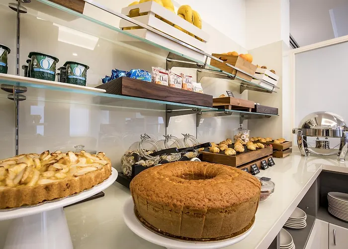 Отель 43 Station 3*