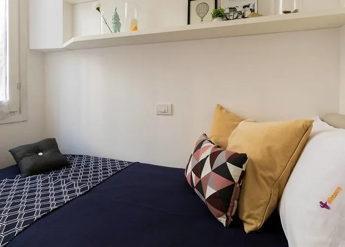 Lejlighed Joivy Lovely Flat For 5 Close To Sforzesco Castle