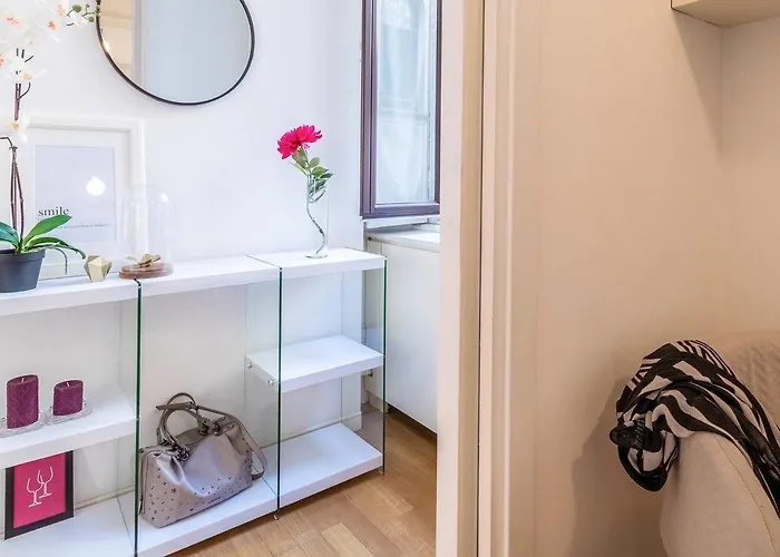 Easylife - Milano - Pontaccio 17 - Brera * Milan