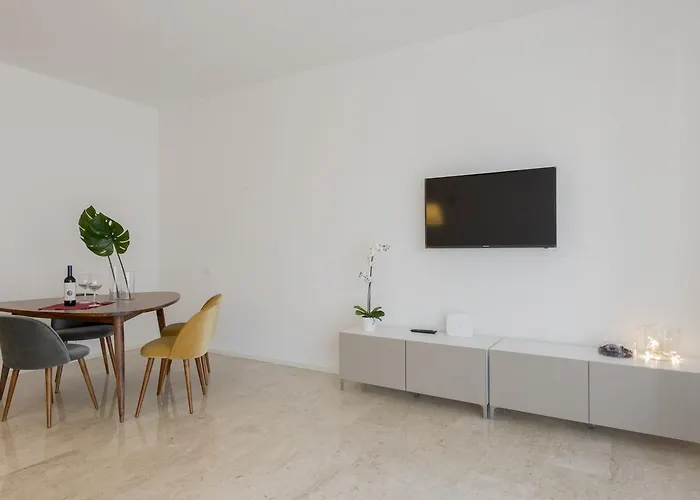 Mila Via Savona * Mailand