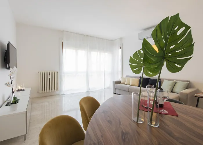 Mila Via Savona * Milano