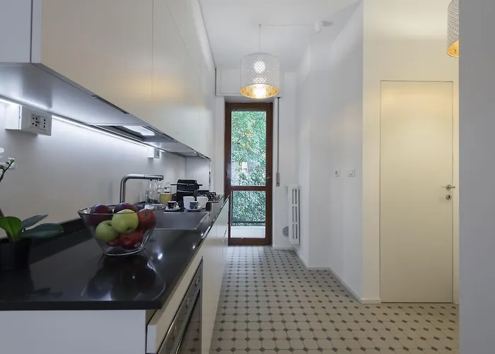 Mila Via Savona Daire *