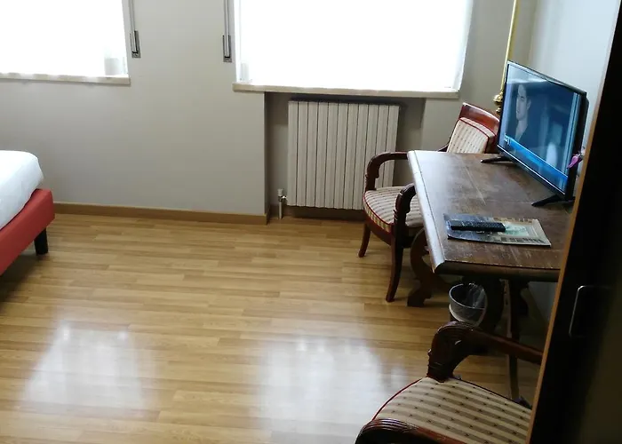 Ornato Dependanc Milánó